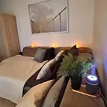 M&a 5th Floor Nest Apartment *