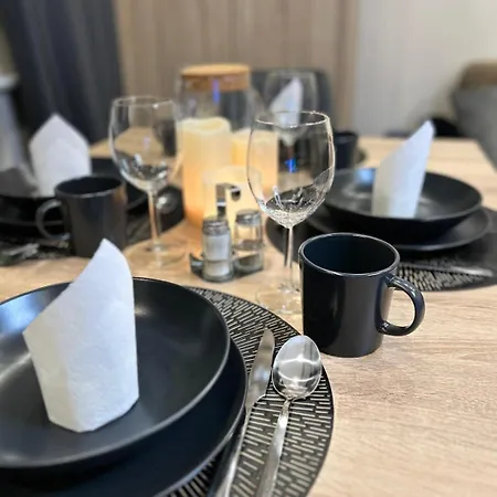 アパート M&a 5th Floor Nest カトヴィツェ